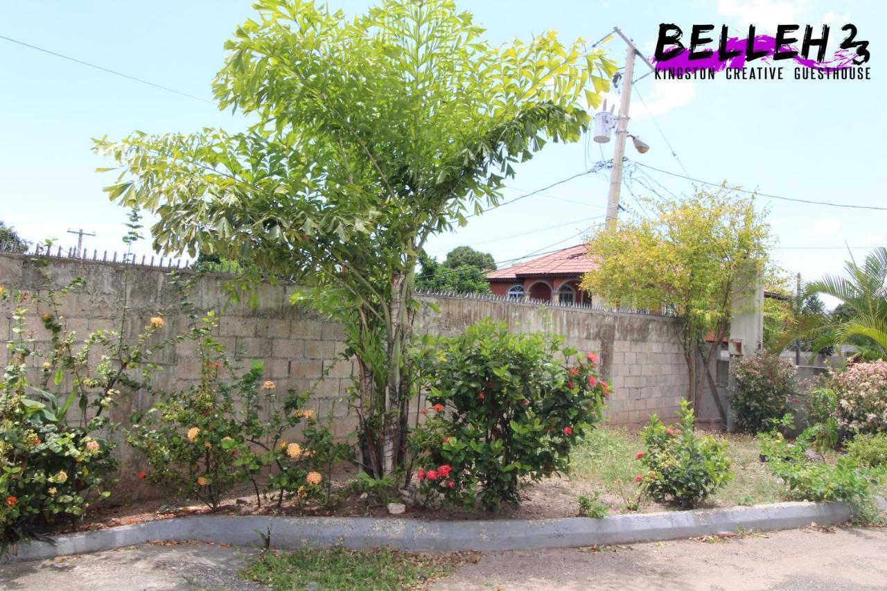 Belleh23 Kingston Creative Guesthouse Luaran gambar