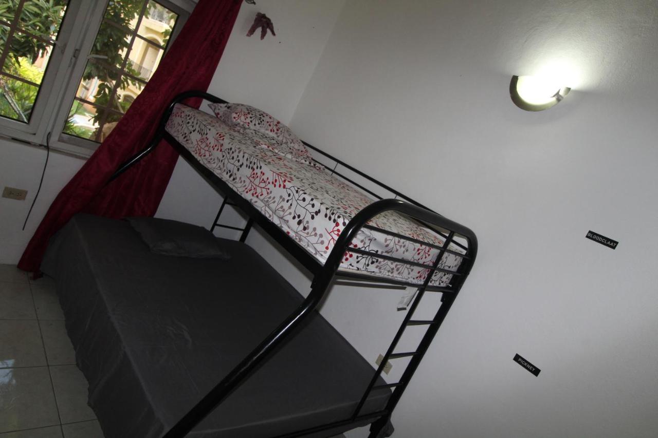 Belleh23 Kingston Creative Guesthouse Luaran gambar